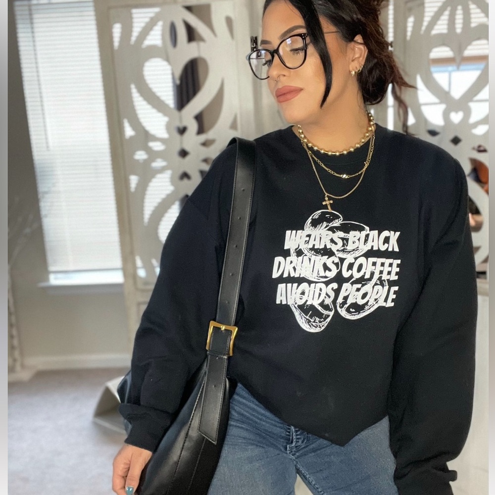 ‘Wears black’ crewneck